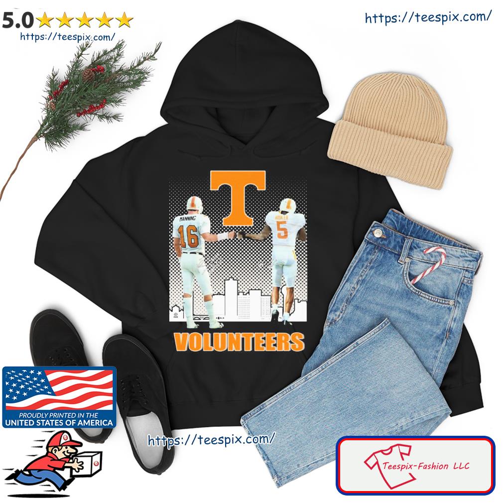 Tennessee volunteers peyton manning and hendon hooker skyline