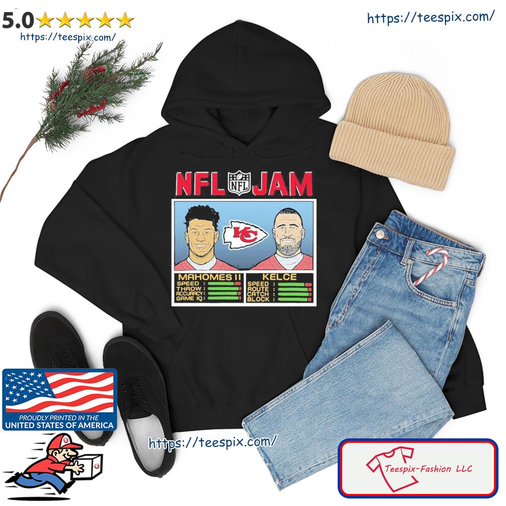 Patrick mahomes and travis kelce holding hand funny picture shirt