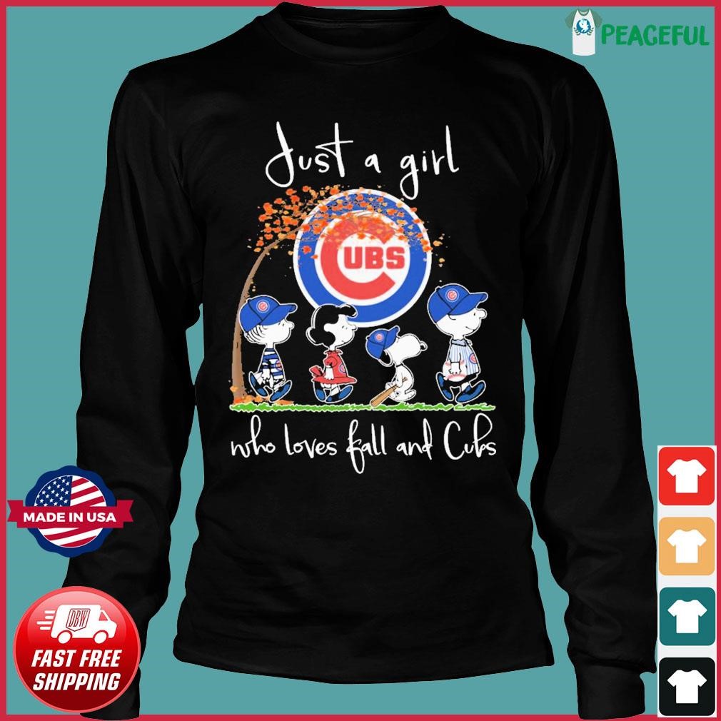 Peanuts characters just a girl who loves fall and Cubs shirt