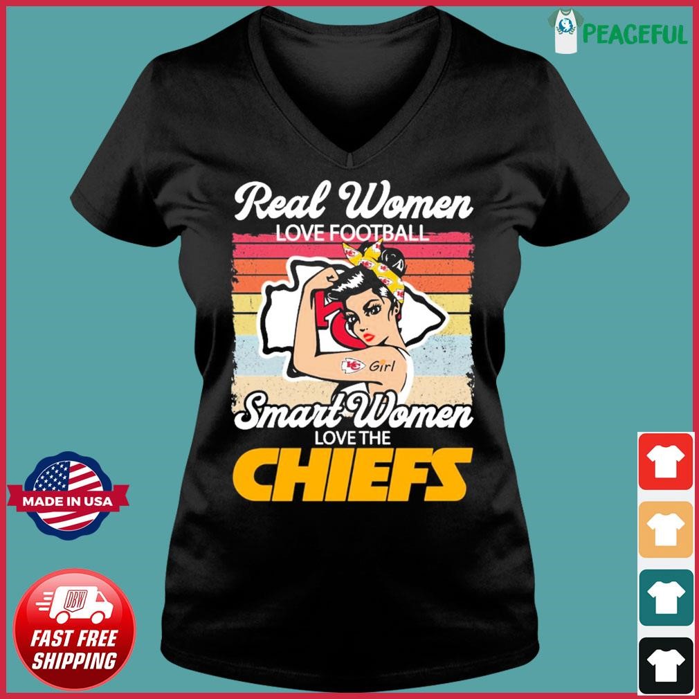 Real Women Love Football Smart Women Love The Kansas City Chiefs Champions  T-Shirt - Yesweli